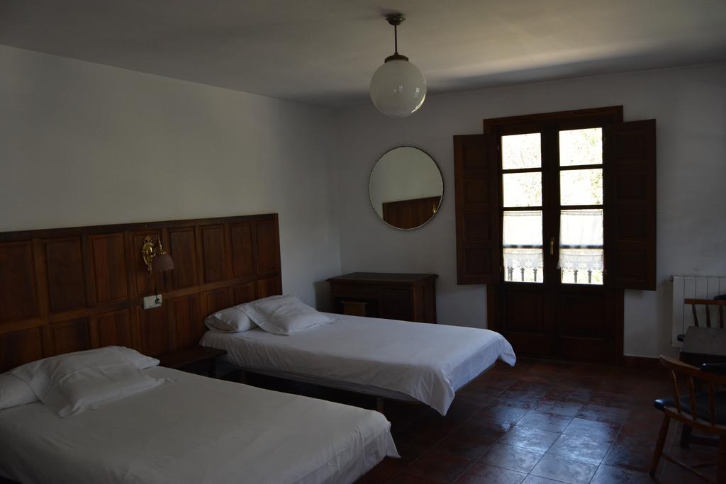 Affittacamere La Casa Del Reloj Molinaseca Esterno foto